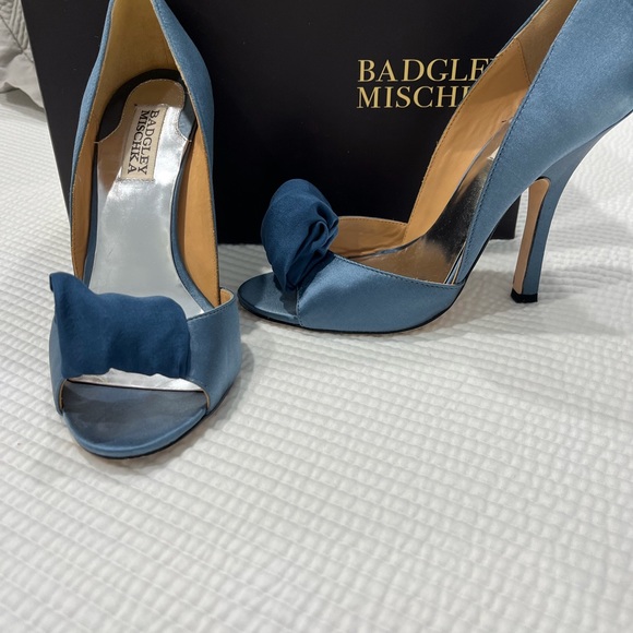 💙BAGDLEY MISCHKA SHOES💙 - Picture 3 of 4